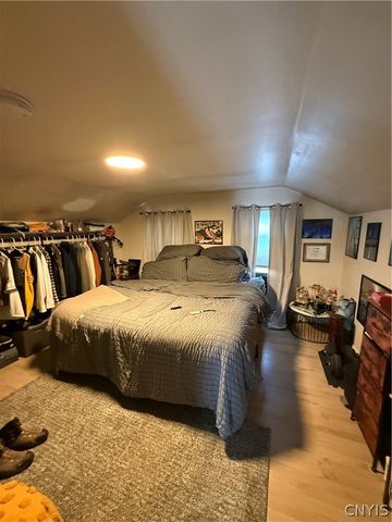 11 Lake Avenue, Auburn, NY 13021