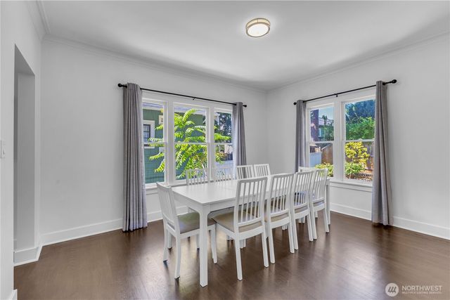 250 NE 50th Street, Seattle, WA 98105
