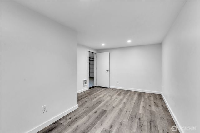 250 NE 50th Street, Seattle, WA 98105