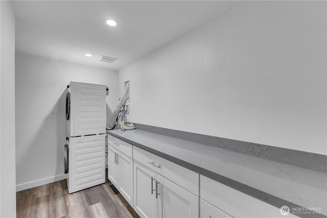 250 NE 50th Street, Seattle, WA 98105