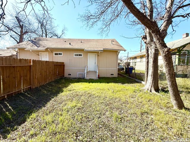 409 Canton, San Antonio, TX 78202