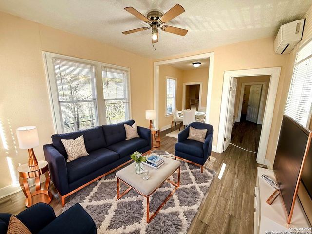 409 Canton, San Antonio, TX 78202