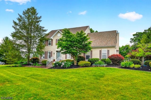 6 Big Top Dr, West Amwell Twp., NJ 08530
