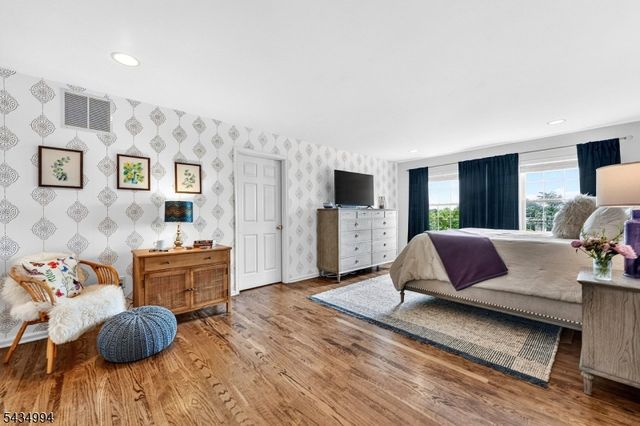 6 Big Top Dr, West Amwell Twp., NJ 08530