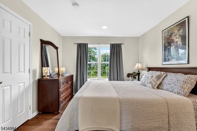 6 Big Top Dr, West Amwell Twp., NJ 08530