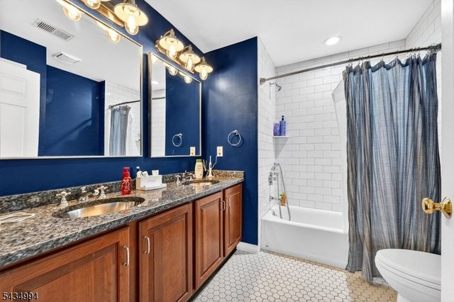 6 Big Top Dr, West Amwell Twp., NJ 08530