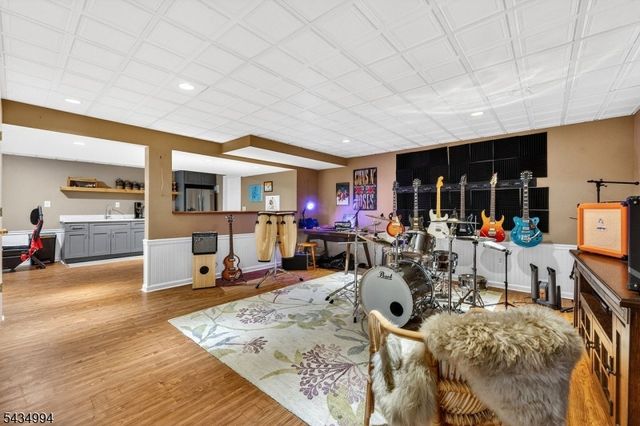 6 Big Top Dr, West Amwell Twp., NJ 08530