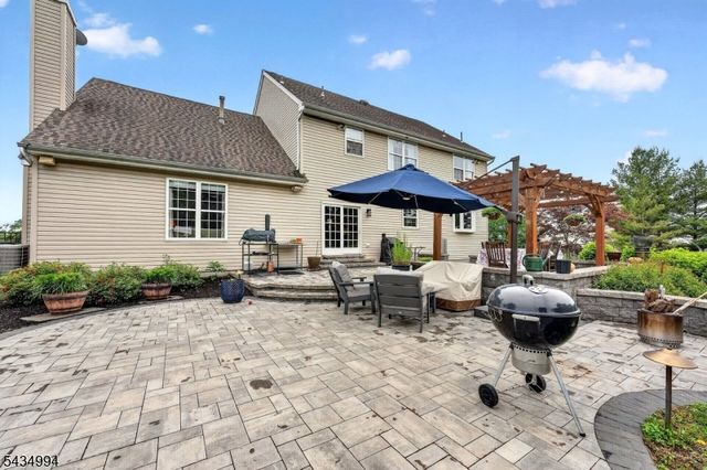 6 Big Top Dr, West Amwell Twp., NJ 08530