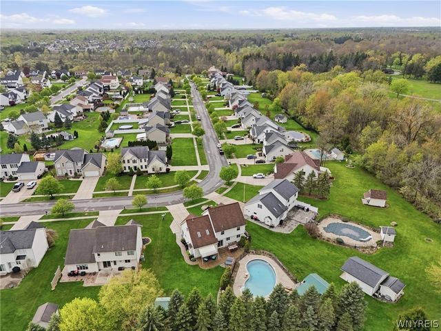 209 Nathans Trail, Lancaster, NY 14086