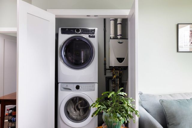 20 Taft Hill Park 5, Boston, MA 02131