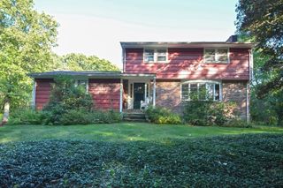 38 Druid Hill Ave E, Randolph, MA 02368