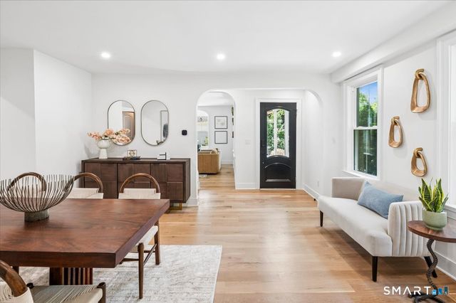 8 Washington Avenue, Westport, CT 06880