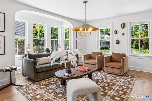 8 Washington Avenue, Westport, CT 06880