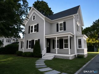 8 Washington Avenue, Westport, CT 06880