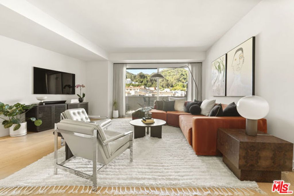 7250 Franklin Avenue 603, Los Angeles, CA 90046