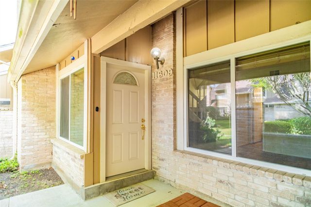 11609 Village Place Drive 175, Houston, TX 77077
