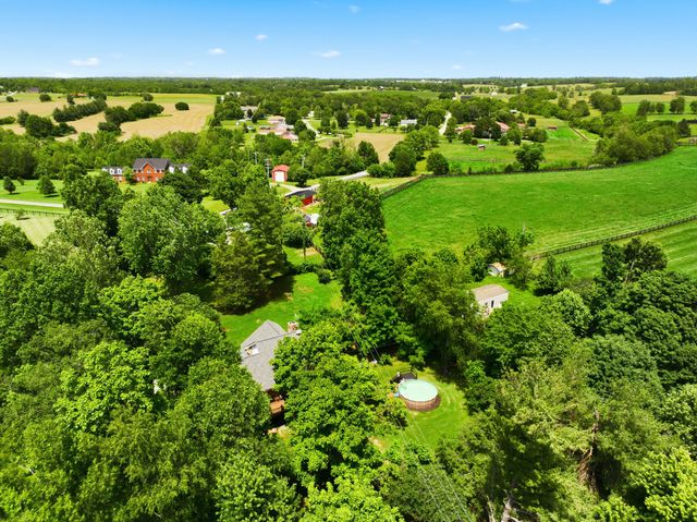161 Leesburg Pike, Georgetown, KY 40324