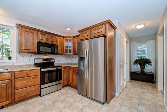 7 Rellas Ridge, Kingston, NH 03848