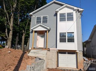 138 Fairview Avenue, Bergenfield, NJ 07621