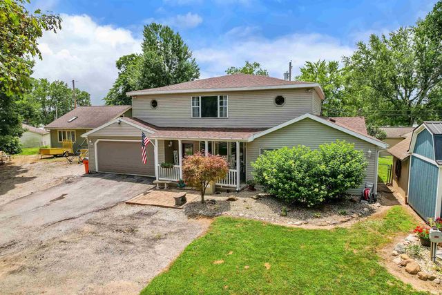 11760 W Lookout Drive, Monticello, IN 47960