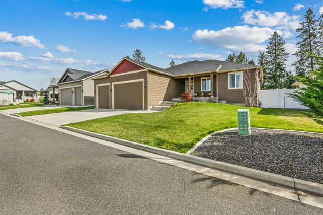 712 E E Belle Ln, Colbert, WA 99005