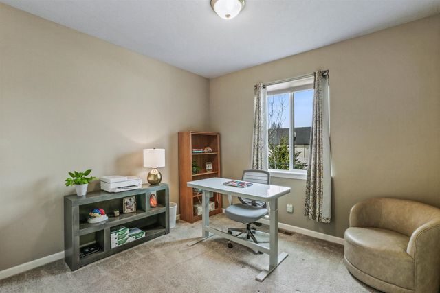 712 E E Belle Ln, Colbert, WA 99005