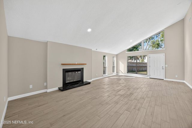 5362 GALEWIND Lane, Jacksonville, FL 32211