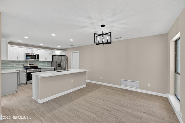 5362 GALEWIND Lane, Jacksonville, FL 32211