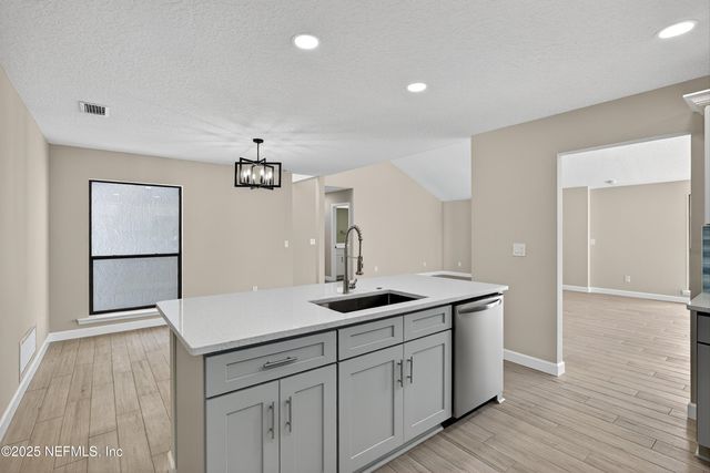 5362 GALEWIND Lane, Jacksonville, FL 32211