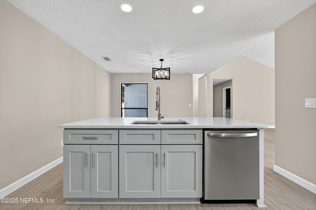 5362 GALEWIND Lane, Jacksonville, FL 32211