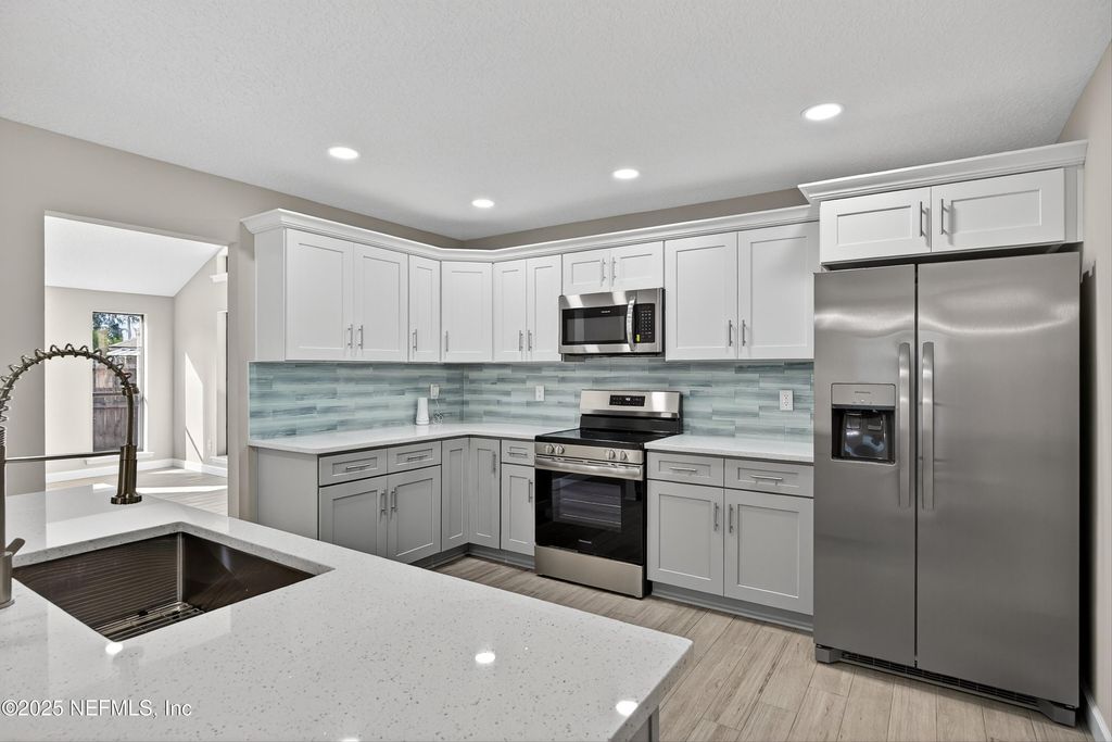 5362 GALEWIND Lane, Jacksonville, FL 32211