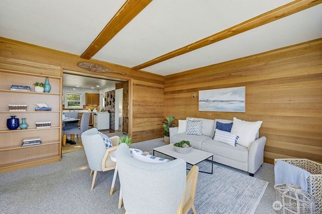 1671 Oak Bay Road, Port Hadlock, WA 98339