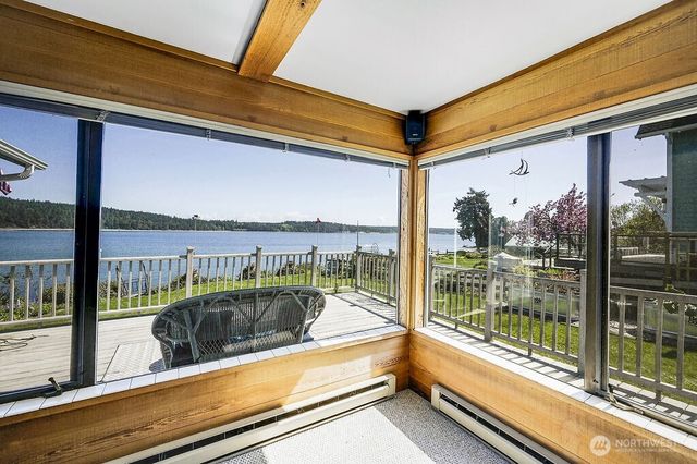 1671 Oak Bay Road, Port Hadlock, WA 98339
