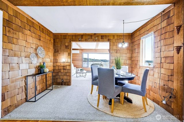 1671 Oak Bay Road, Port Hadlock, WA 98339