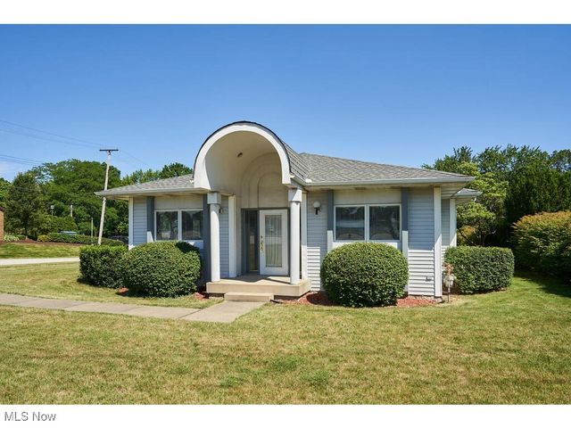 727 Graham Road, Cuyahoga Falls, OH 44221