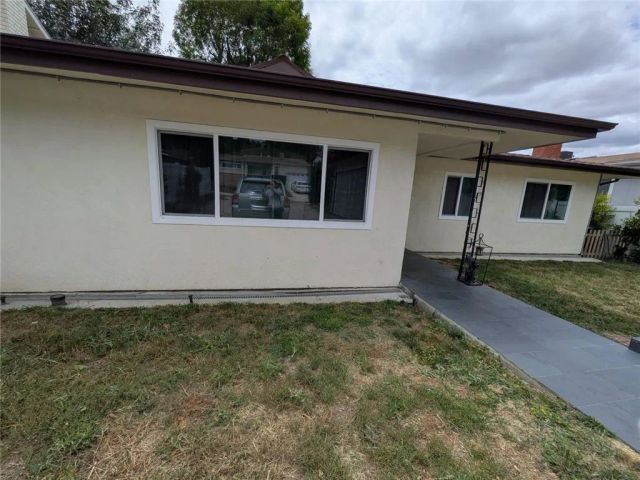 4741 Don Pio dr, Woodland Hills, CA 91364