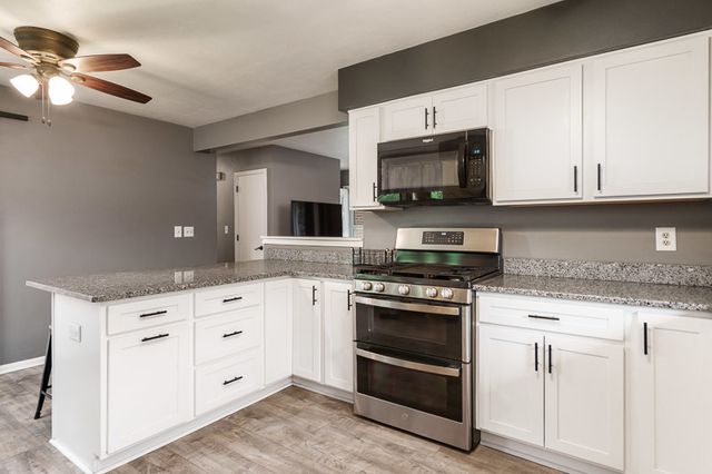 1408 LILAC Lane, Machesney Park, IL 61115
