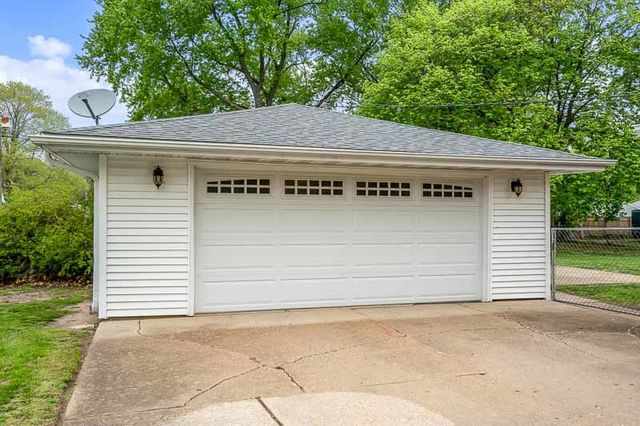 1408 LILAC Lane, Machesney Park, IL 61115