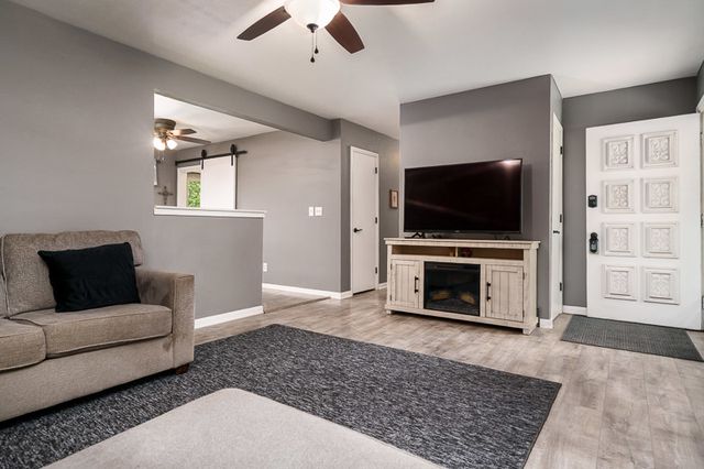 1408 LILAC Lane, Machesney Park, IL 61115