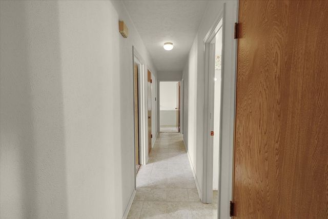 1811 Reynoldston Lane, Dallas, TX 75232