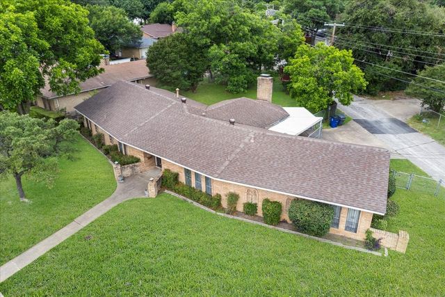 1811 Reynoldston Lane, Dallas, TX 75232