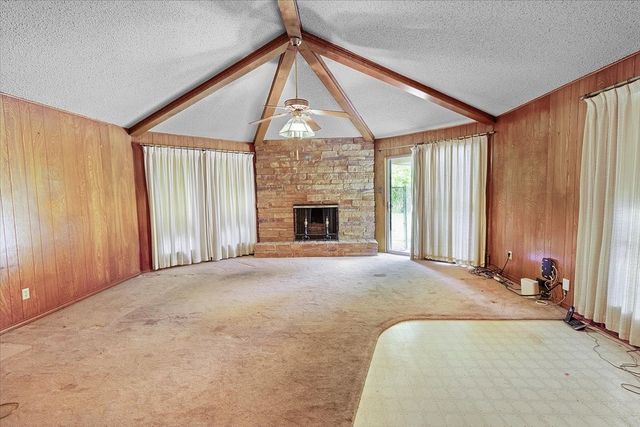 1811 Reynoldston Lane, Dallas, TX 75232