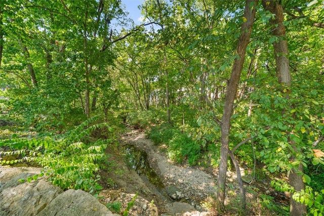 12310 W 73rd Terrace, Shawnee, KS 66216