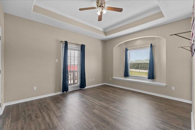 7803 Fm 2004, Hitchcock, TX 77563