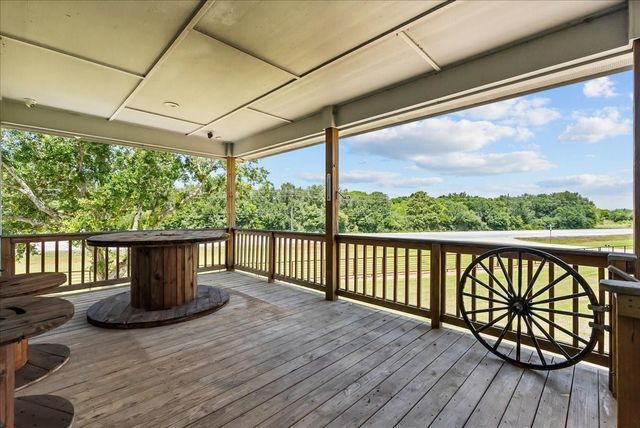 7803 Fm 2004, Hitchcock, TX 77563