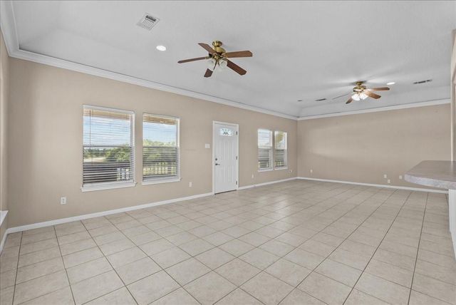 7803 Fm 2004, Hitchcock, TX 77563