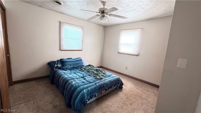 5655 Helen Drive, Zanesville, OH 43701