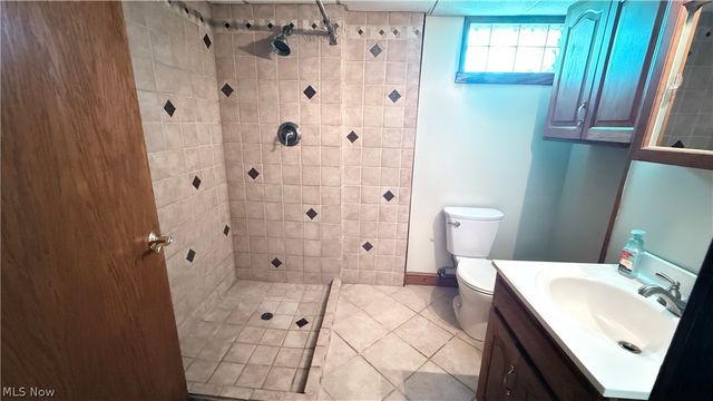 5655 Helen Drive, Zanesville, OH 43701