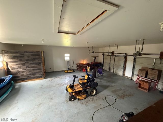 5655 Helen Drive, Zanesville, OH 43701