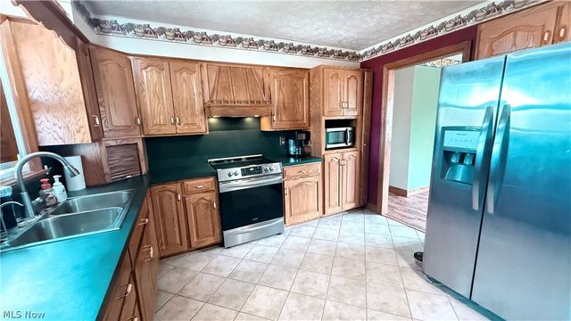 5655 Helen Drive, Zanesville, OH 43701